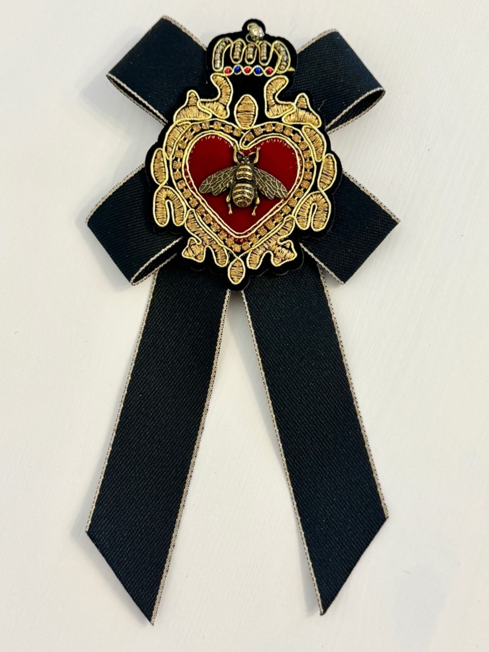 NWT ALTEREDREAMS Statement Brooch Bee Sacred Heart Ribbon Pin Baroque Gothic